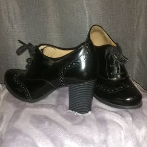 Clarks's Oxford Pumps